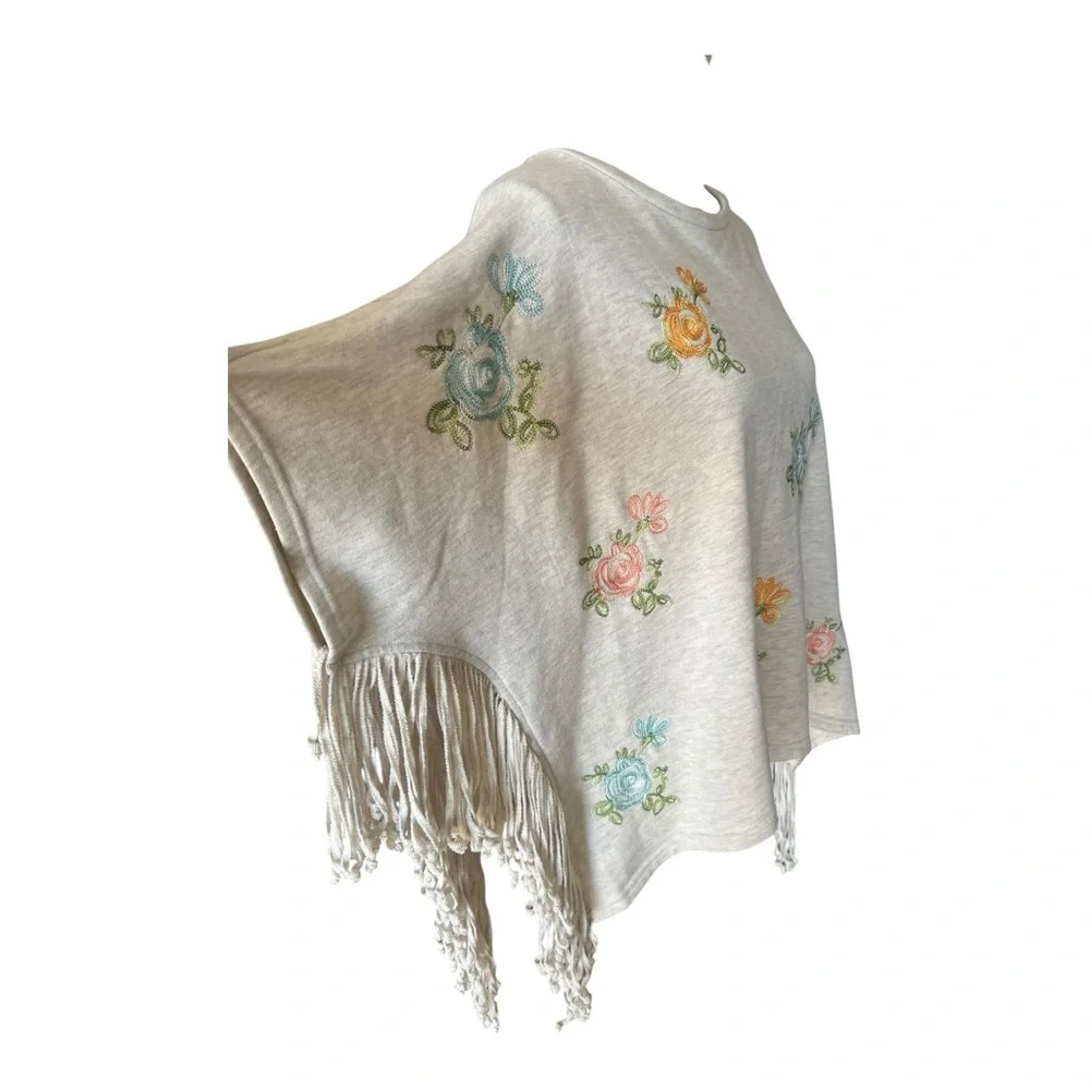 Anthropologie TP Cream Embroidered Fringe Poncho One Size